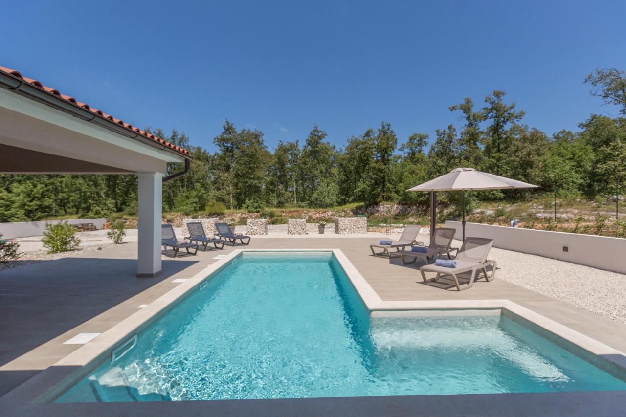 Villa Aria Bibici Luaran gambar