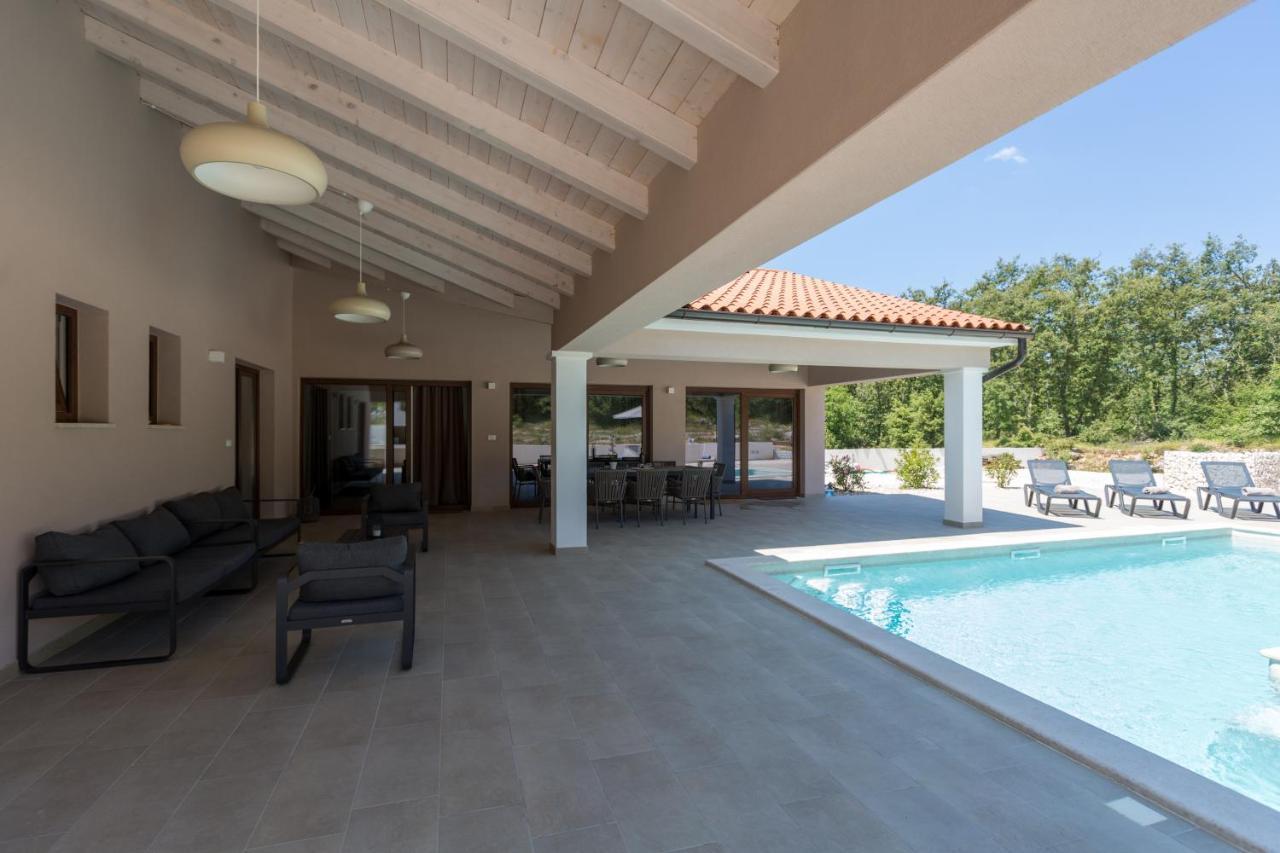Villa Aria Bibici Luaran gambar
